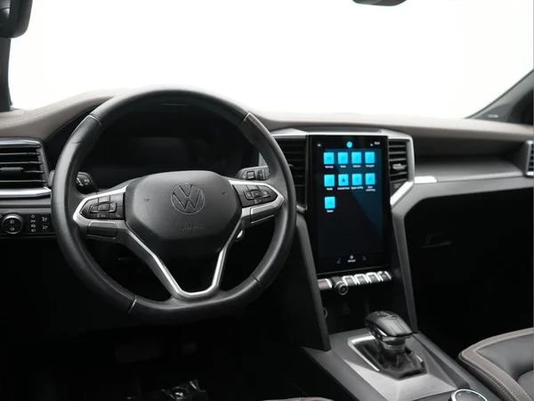 VOLKSWAGEN Amarok Double Cab Dsl (2024) — foto 3 van 28