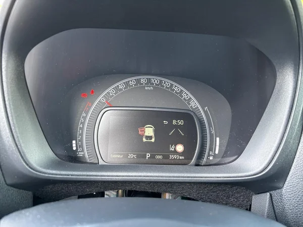 TOYOTA Aygo X (2025) — foto 6 van 24