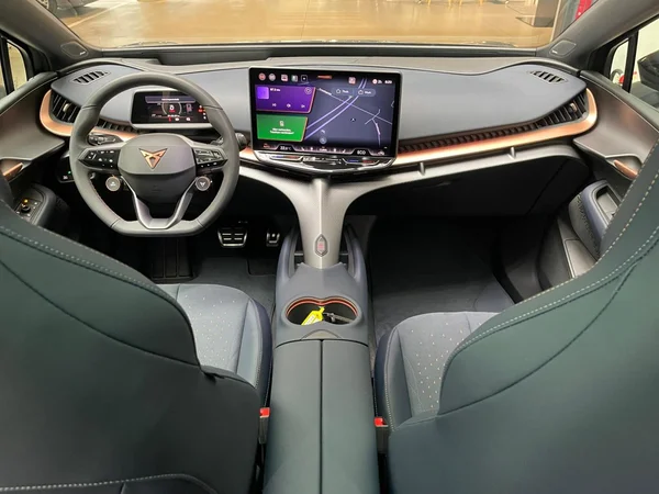 CUPRA Tavascan (2026) — foto 11 van 15