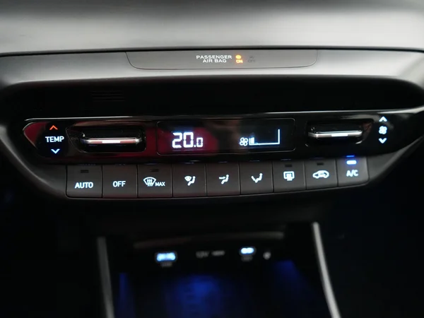Hyundai i20 (2024) — foto 9 van 21