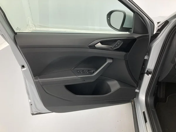 VOLKSWAGEN T-Cross (2025) — foto 14 van 36