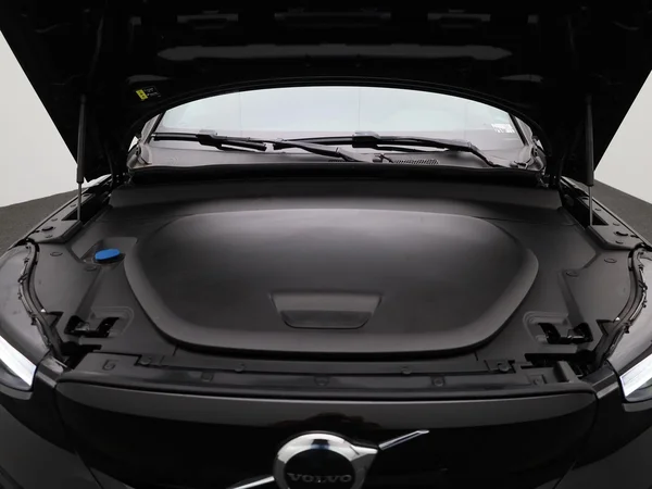 Volvo XC40 (2023) — foto 24 van 39