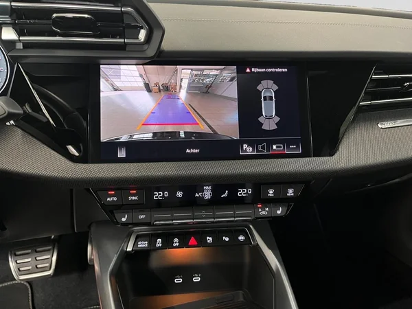 AUDI A3 Allstreet Dsl (2025) — foto 10 van 10
