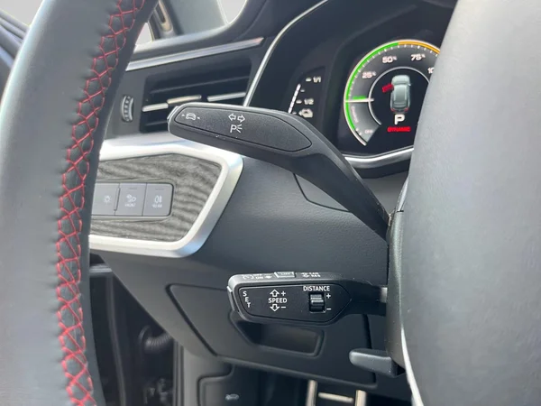 AUDI A6 Avant PHEV (2025) — foto 7 van 24