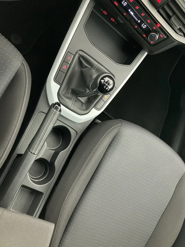 SEAT Arona (2023) — foto 17 van 36