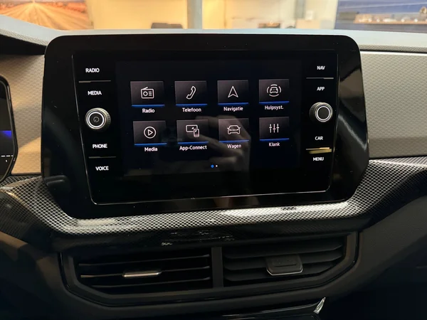 VOLKSWAGEN T-Cross (2025) — foto 18 van 23