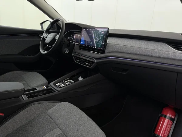 SKODA Octavia Combi (2025) — foto 14 van 21
