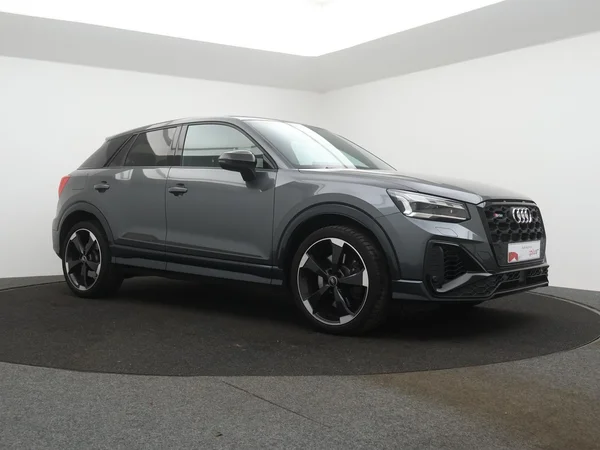 Audi SQ2 (2024) — foto 23 van 29