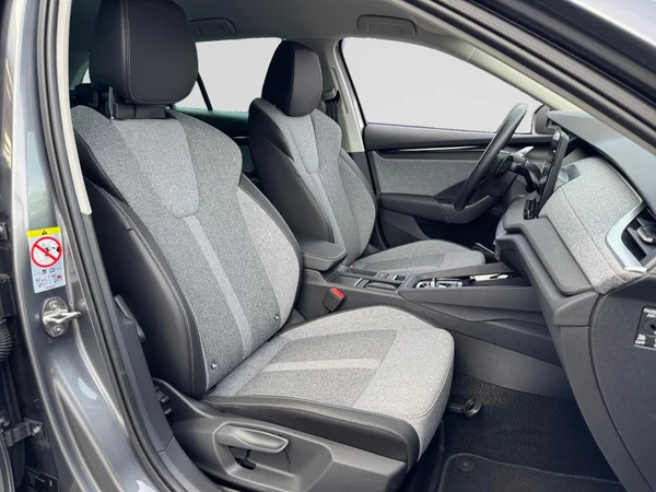 SKODA Octavia Combi (2025) — foto 17 van 22