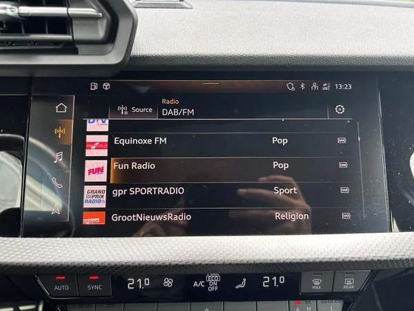AUDI RS3 Sportback (2022) — foto 19 van 43