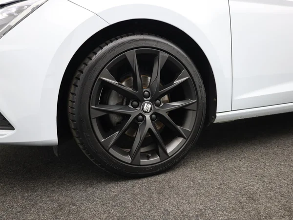 SEAT Leon (2020) — foto 3 van 22