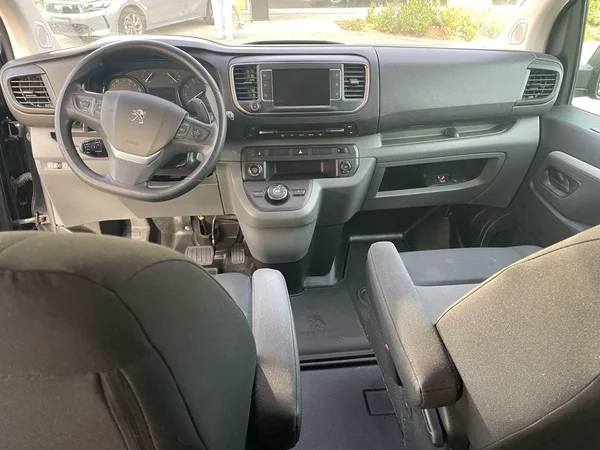 Peugeot Expert (2022) — foto 3 van 13