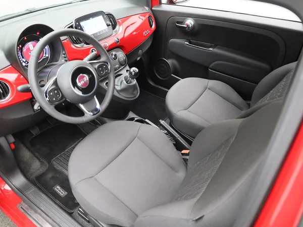 Fiat 500C (2023) — foto 7 van 37
