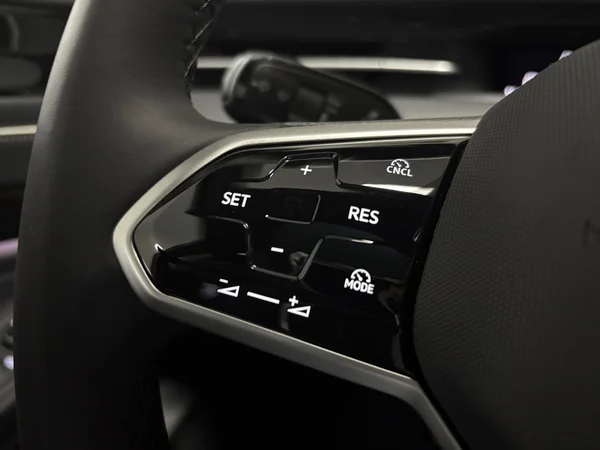 VOLKSWAGEN ID.7 (2026) — foto 2 van 14