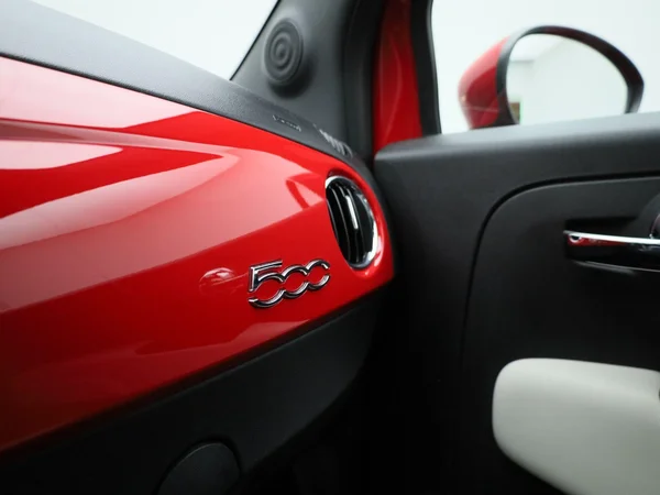 Fiat 500 (2021) — foto 16 van 38