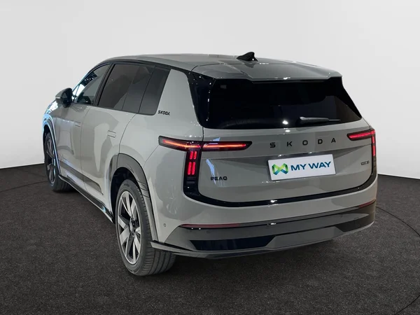 SKODA Peaq (2026) — foto 12 van 23
