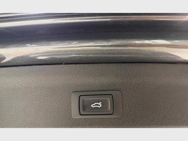 Audi Q3 (2019) — foto 20 van 29