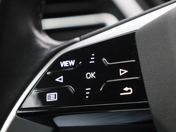 Audi Q4 e-tron (2021) — foto 15 van 48