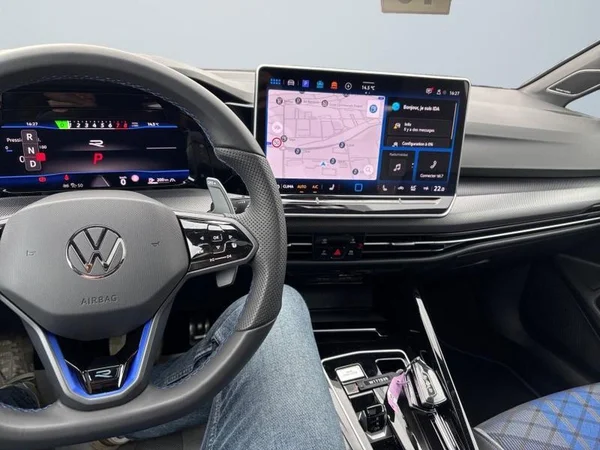 VOLKSWAGEN Golf VIII R (2025) — foto 7 van 33