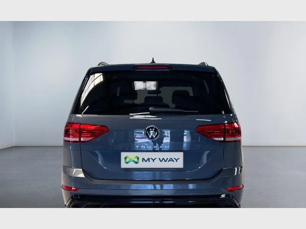 Volkswagen Touran (2024) — foto 30 van 32