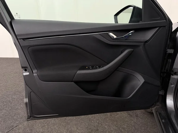 SKODA Kamiq (2025) — foto 7 van 18