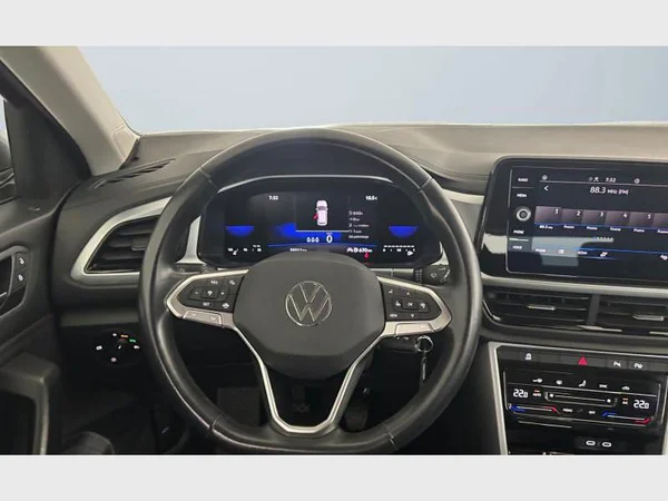 Volkswagen T-Roc (2023) — foto 3 van 15