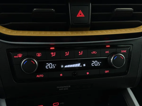 SEAT Arona (2022) — foto 17 van 27