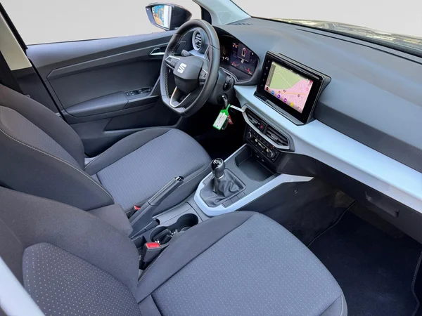 SEAT Arona (2024) — foto 9 van 15
