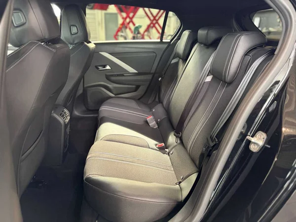 Opel Astra (2025) — foto 15 van 17