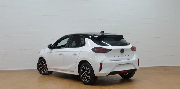Opel Corsa (2025) — foto 14 van 20