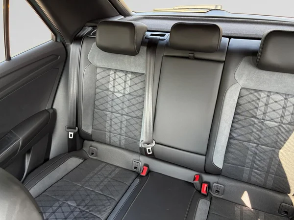 VOLKSWAGEN T-Roc (2026) — foto 10 van 24