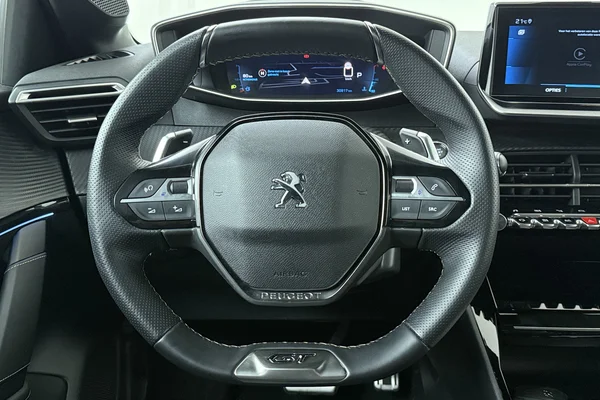 Peugeot 208 (2023) — foto 2 van 19