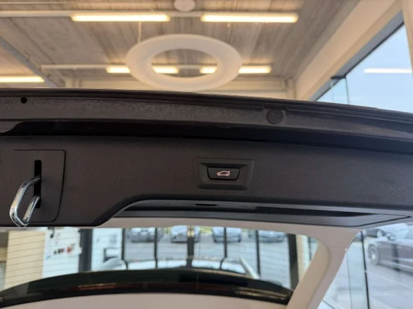 BMW 5 Serie (2022) — foto 16 van 25