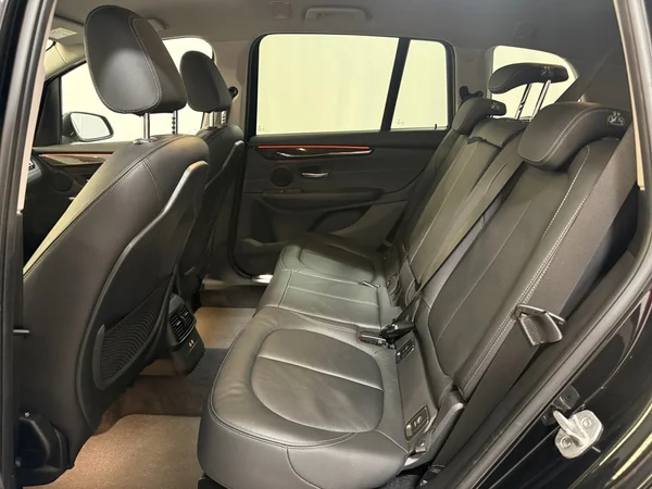 BMW 216-Gran-Tourer (2020) — foto 20 van 30