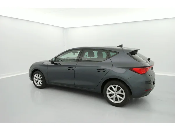 SEAT Leon (2022) — foto 2 van 36