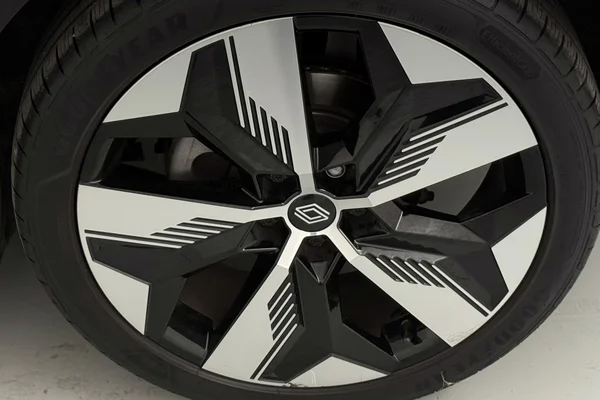 Renault E-Megane E-Tech (2022) — foto 25 van 35
