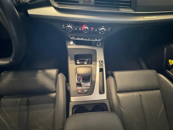 AUDI Q5 Dsl (2021) — foto 3 van 24