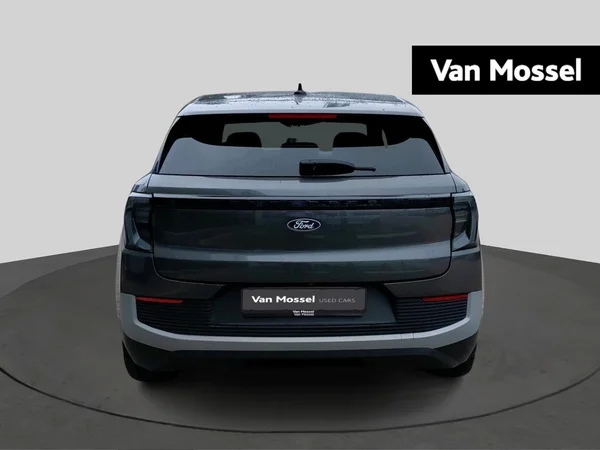 Ford Explorer (2025) — foto 8 van 14