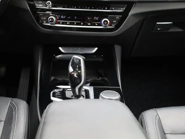 BMW X3 (2021) — foto 2 van 45