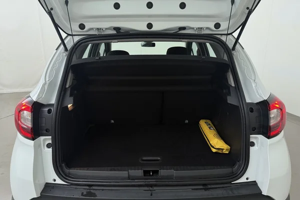 Renault Captur (2019) — foto 14 van 18