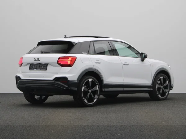 AUDI Q2 (2024) — foto 12 van 23