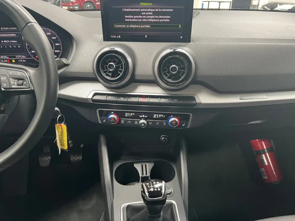 AUDI Q2 (2022) — foto 2 van 17