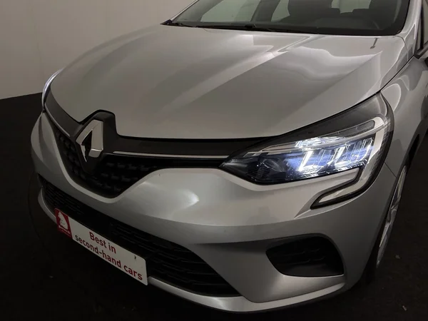 RENAULT Clio (2022) — foto 19 van 26
