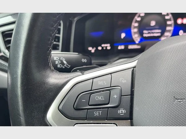 VOLKSWAGEN Polo (2024) — foto 5 van 25
