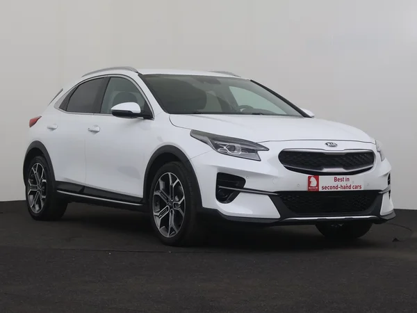 KIA XCeed (2021) — foto 28 van 33