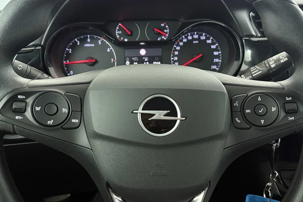 Opel Corsa (2024) — foto 3 van 31