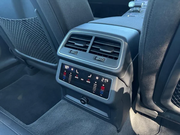AUDI A6 PHEV (2020) — foto 11 van 24