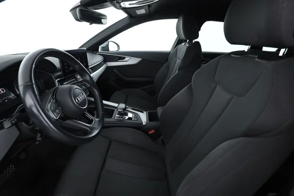 Audi A4 (2020) — foto 16 van 16