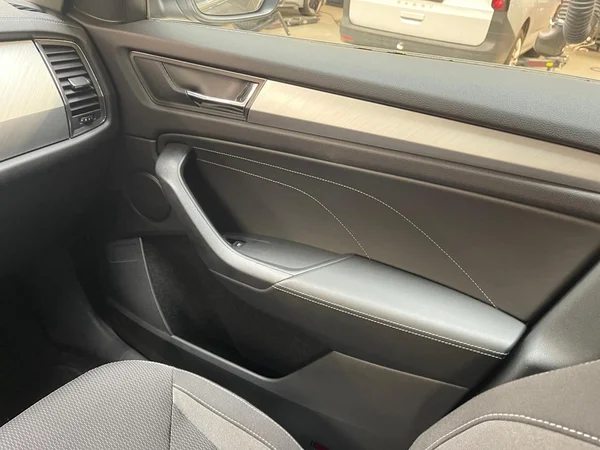 SKODA Kodiaq (2022) — foto 9 van 24