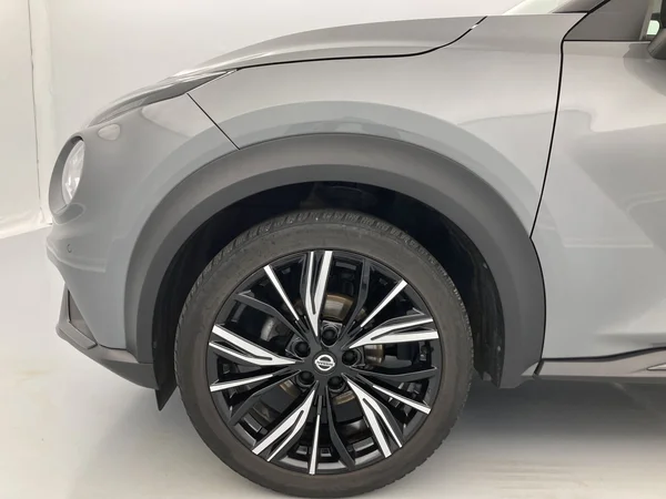 NISSAN Juke (2022) — foto 19 van 27
